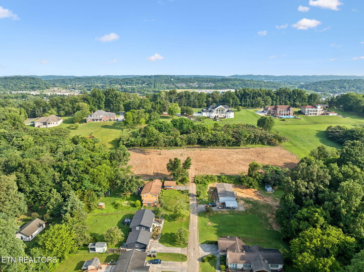 Property Photo:  1636 Leconte Rd  TN 37914 