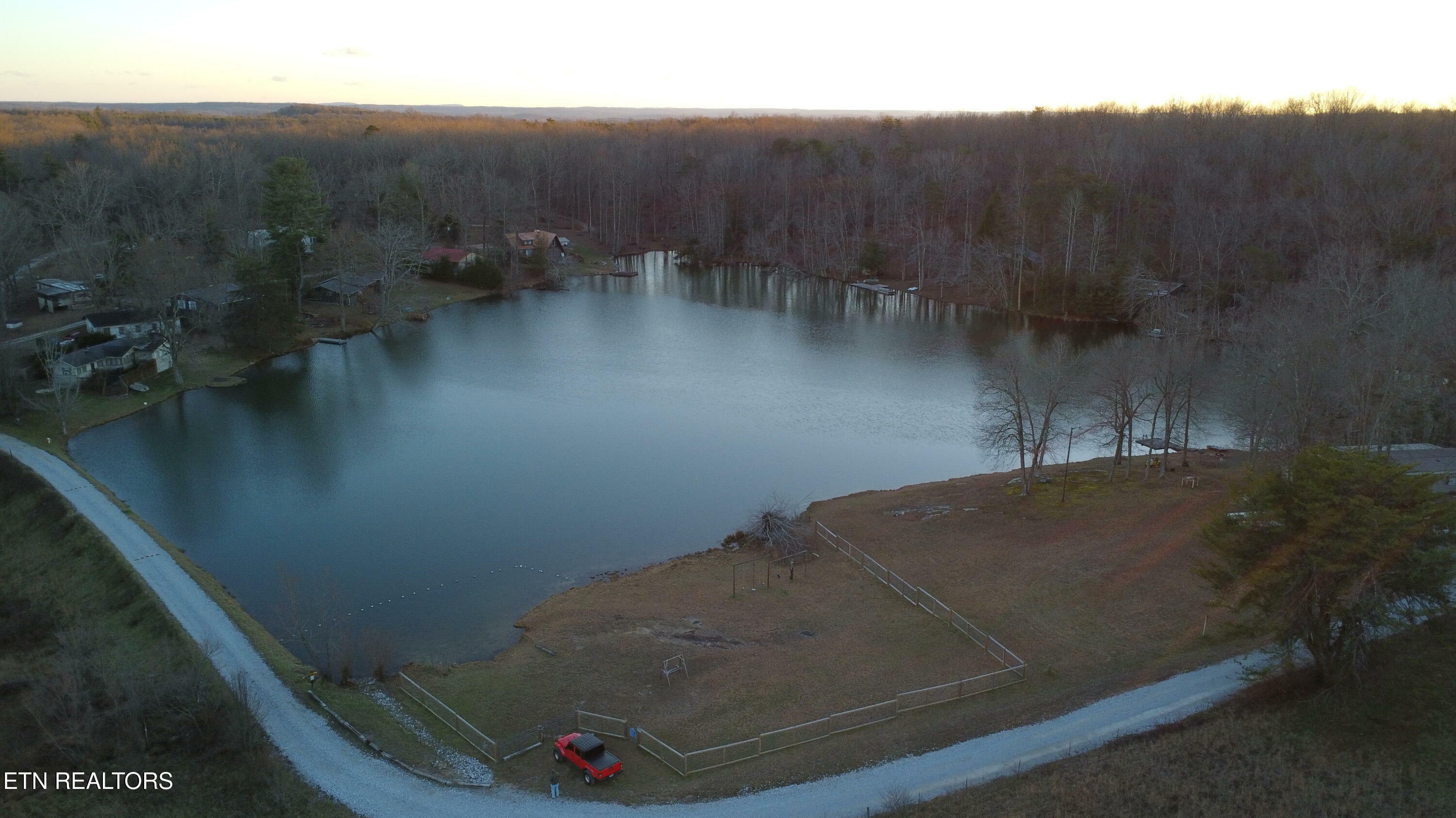 Property Photo: 5 Tresa St TN 38572