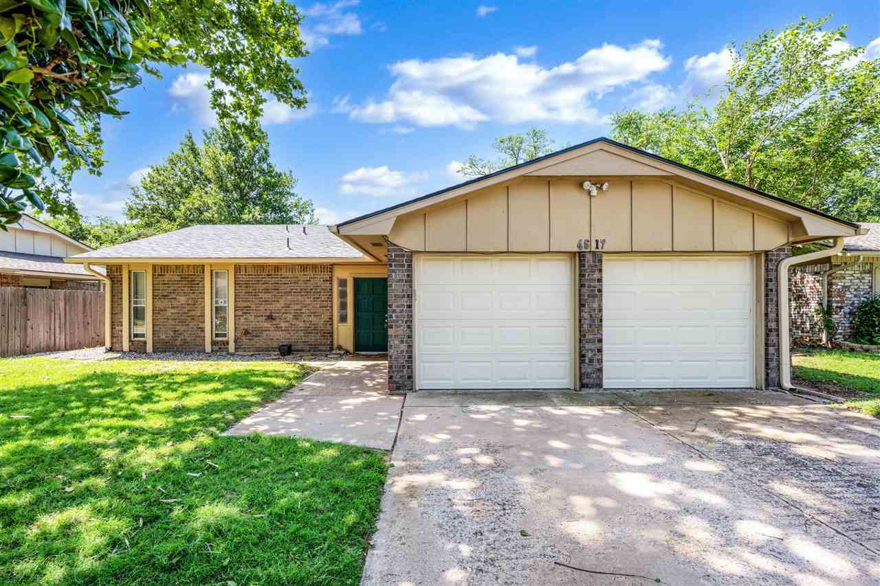 Property Photo: 4617 NE Columbia Ave OK 73507