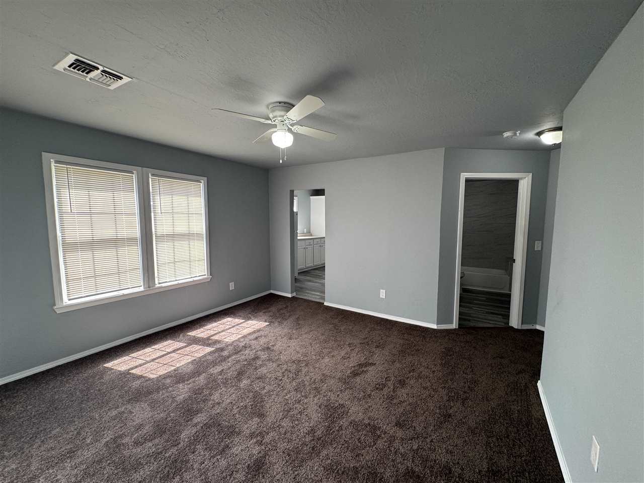 Property Photo: 1507 NW Dearborn Ave Units 1 & 2 OK 73507