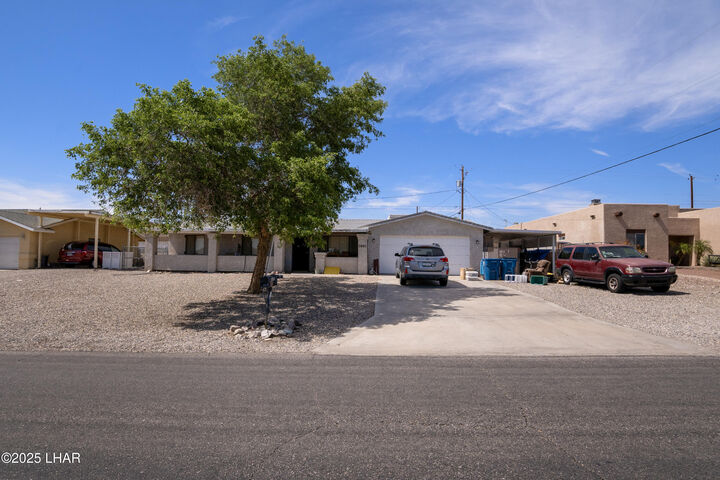Property Photo: 3891 Sweetgrass Dr AZ 86406
