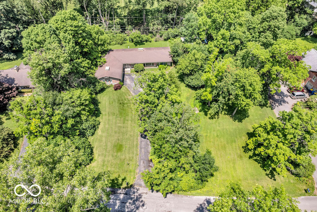 Property Photo: 450 W 93rd Street IN 46260