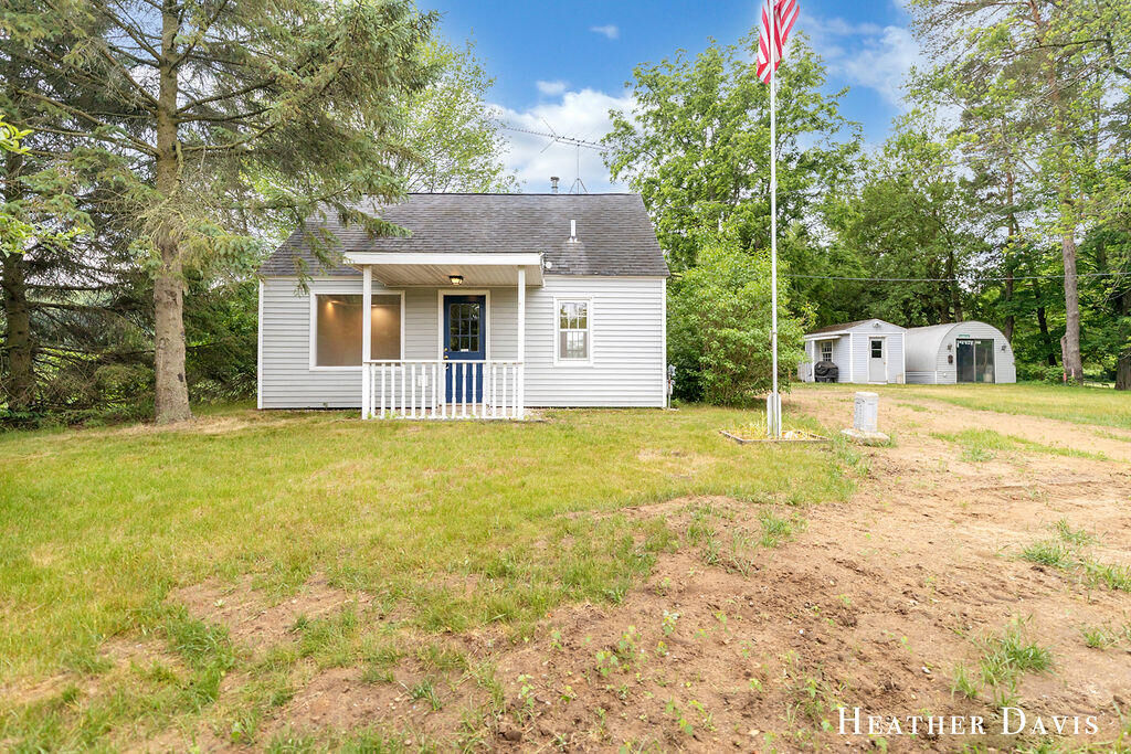 Property Photo:  4578 135th Ave Avenue  MI 49419 