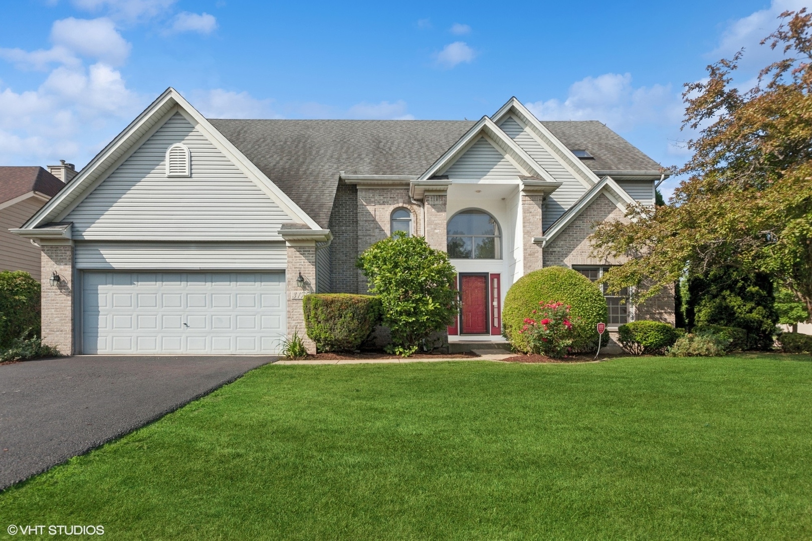3175 Wild Meadow Lane  Aurora IL 60504 photo