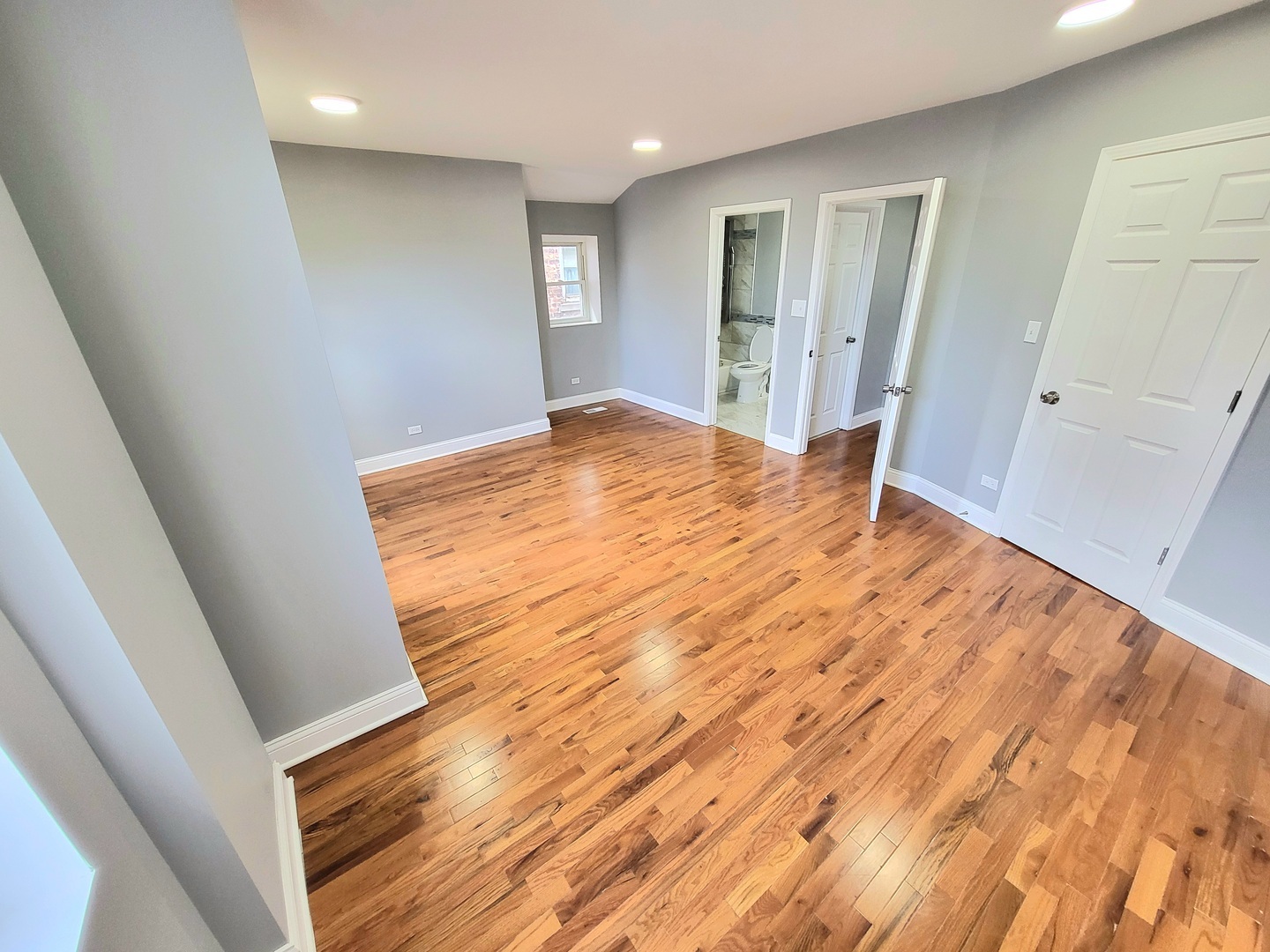 Property Photo: 11419 S Prairie Avenue IL 60628