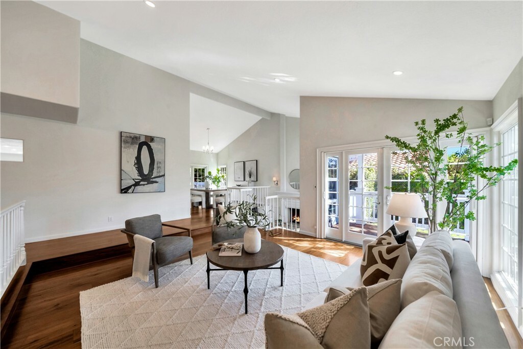 Property Photo:  25941 Sheriff Road  CA 92653 