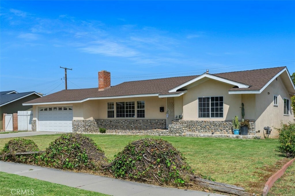 Property Photo:  1329 S St Malo Street  CA 91790 