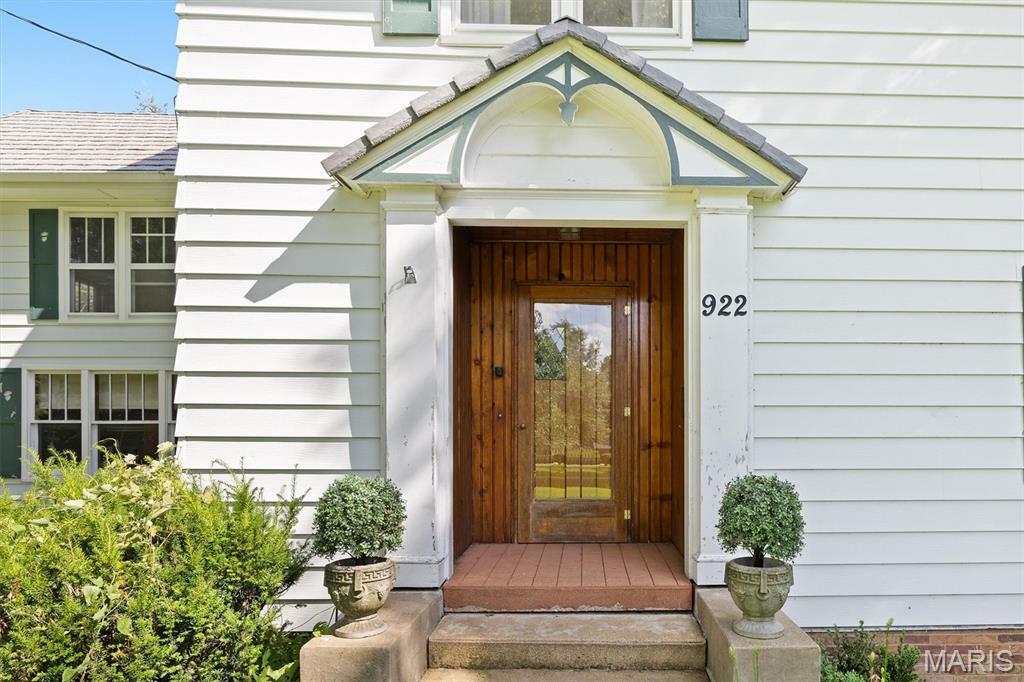 Property Photo: 922 Belleville Street IL 62254