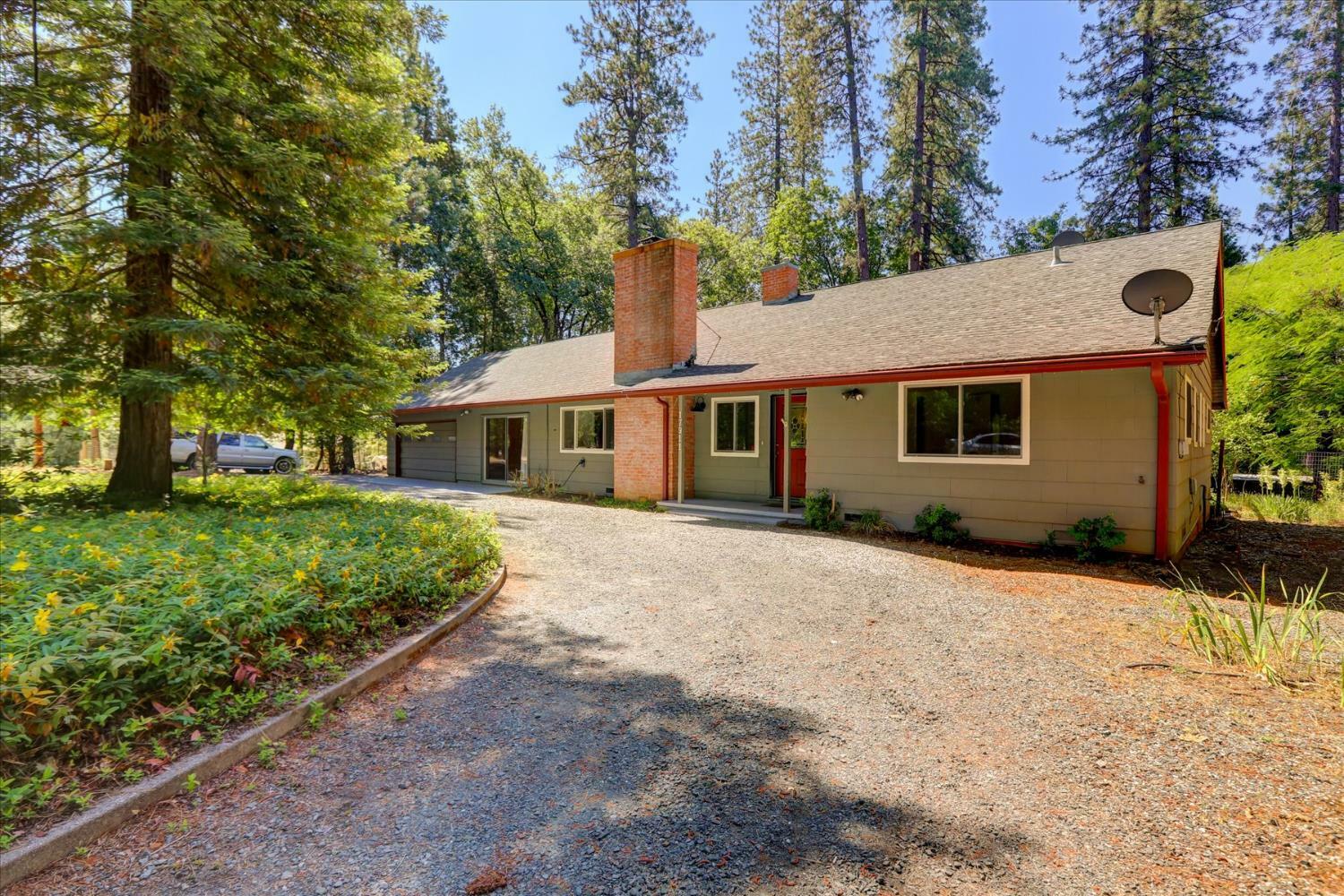 Property Photo:  17911 Oak Way  CA 95945 