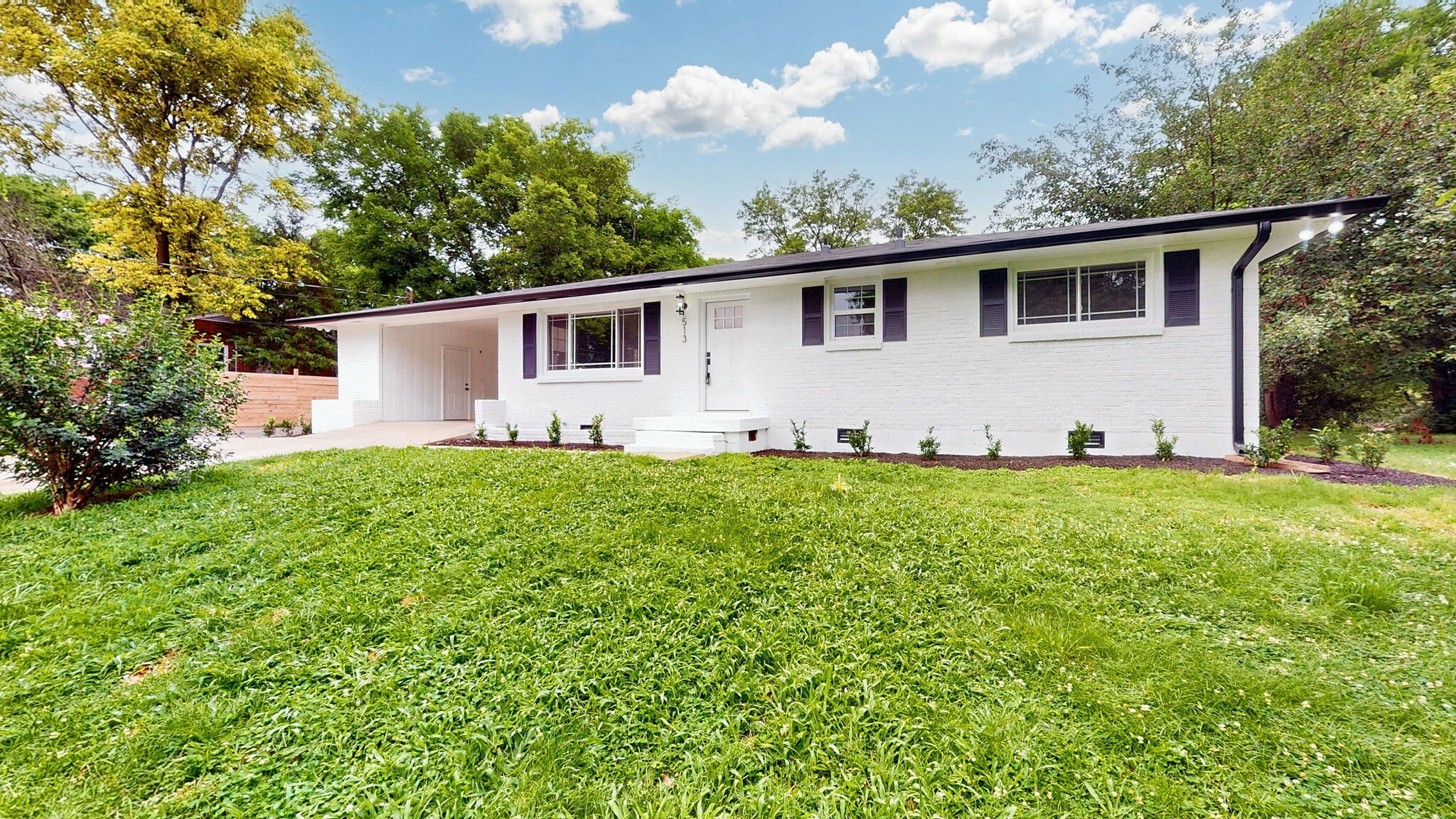 Property Photo:  513 Vinson Dr  TN 37217 