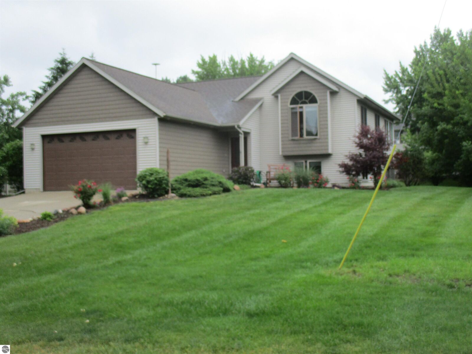 Property Photo:  4170 Riverview Drive  MI 48801 