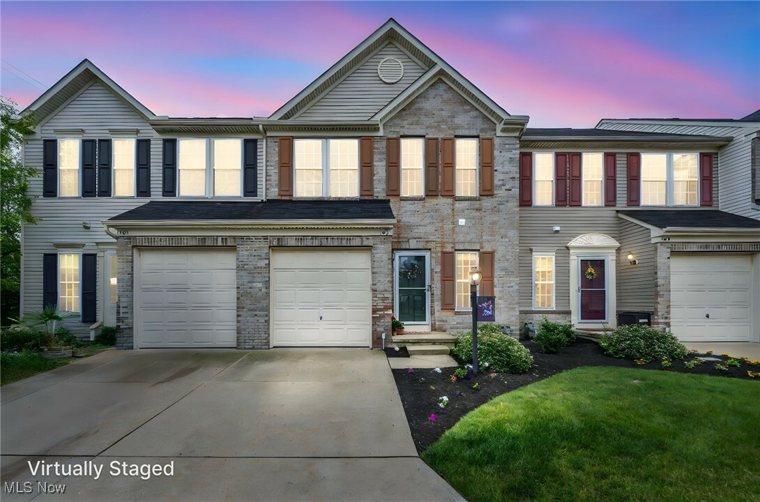 Property Photo: 103 Ledgestone Court OH 44017
