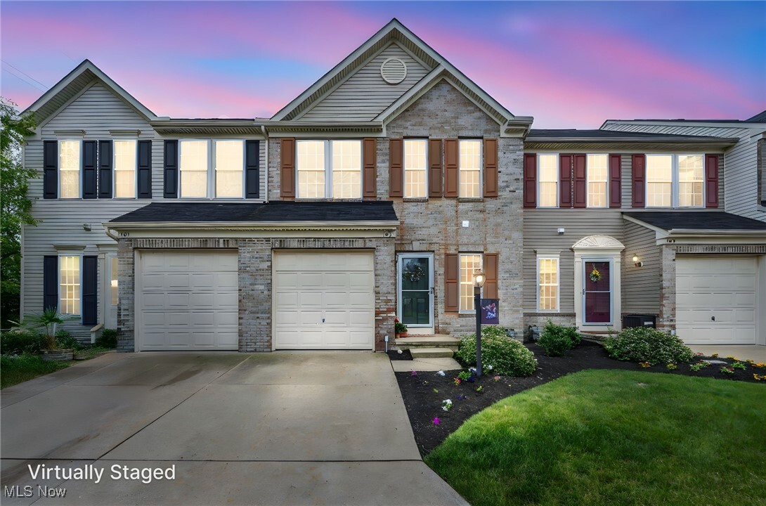 Property Photo: 103 Ledgestone Court OH 44017