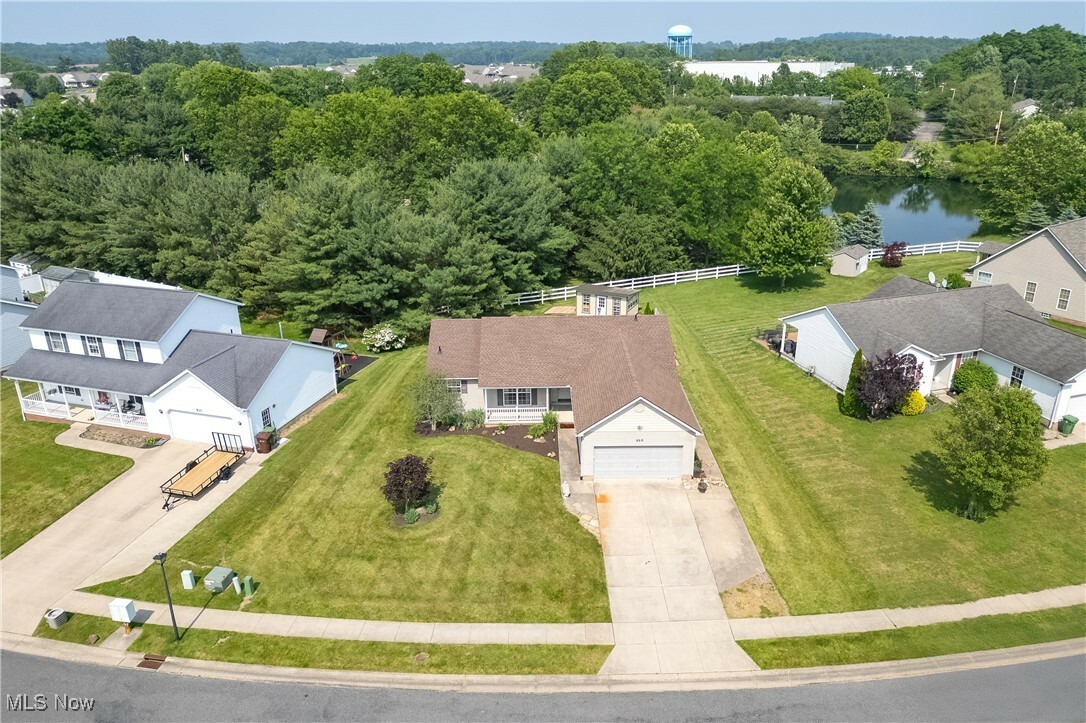Property Photo: 525 Ericsson Drive OH 44614