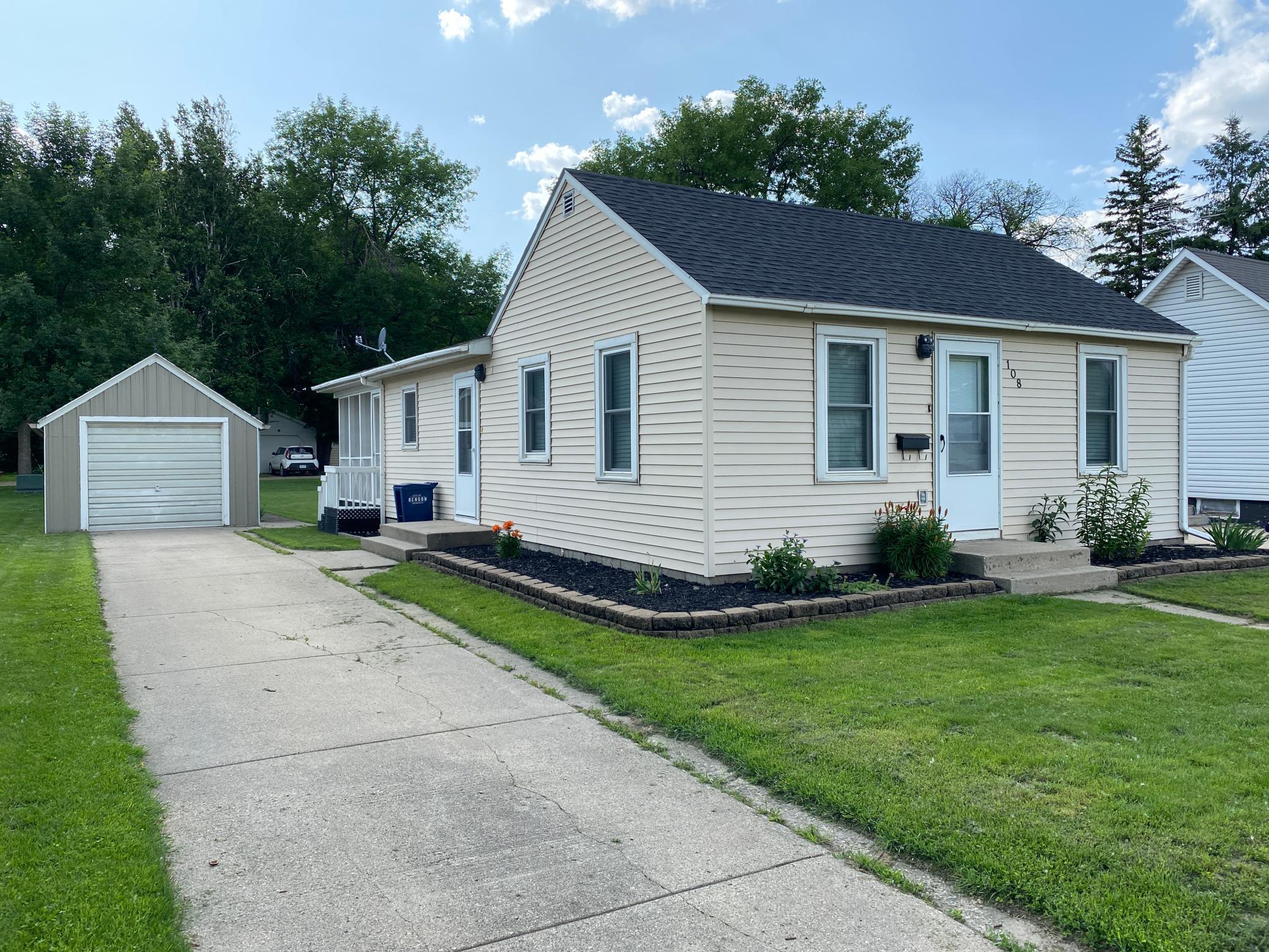 Property Photo:  108 20th Street S  MN 56215 