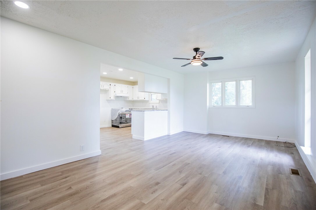 Property Photo: 17388 Clantonville Road AR 72732