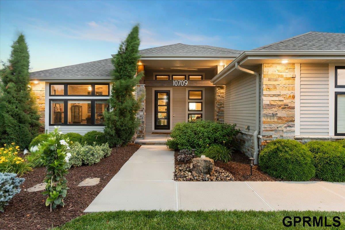 10709 S 168th Avenue  Omaha NE 68136 photo