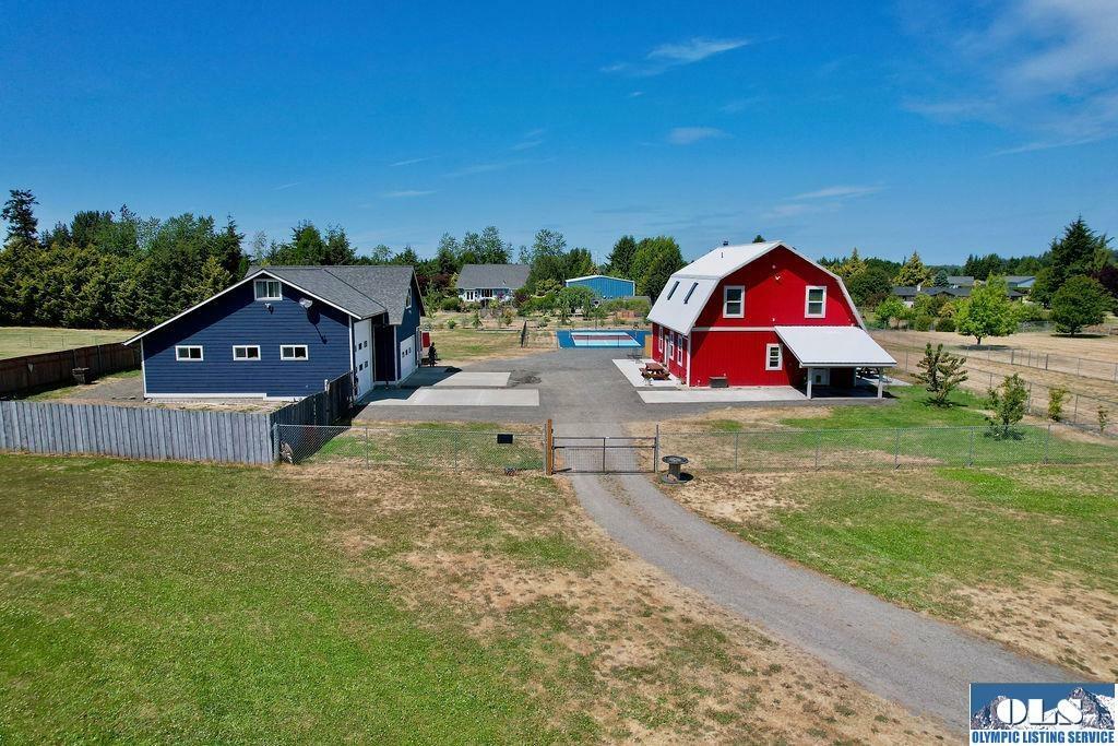 Property Photo: 132 Milky Way WA 98382