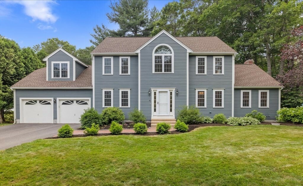 41 Nancy Dr  Ashland MA 01721 photo