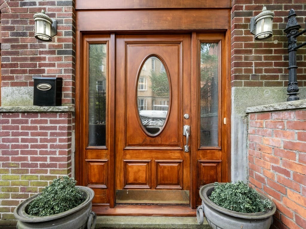 Property Photo: 115 Sewall Ave 1 MA 02446