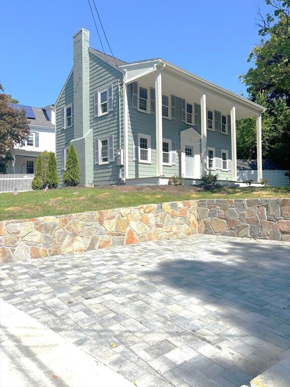 Property Photo:  89 Woburn Street  MA 02155 