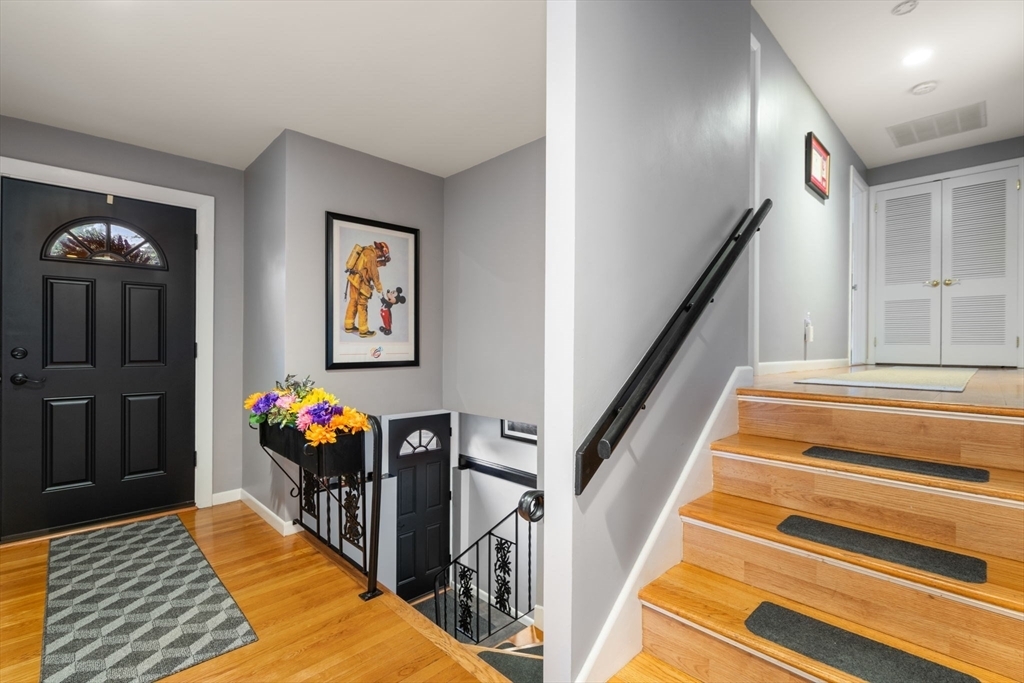 Property Photo: 5 Cutler Rd MA 01612