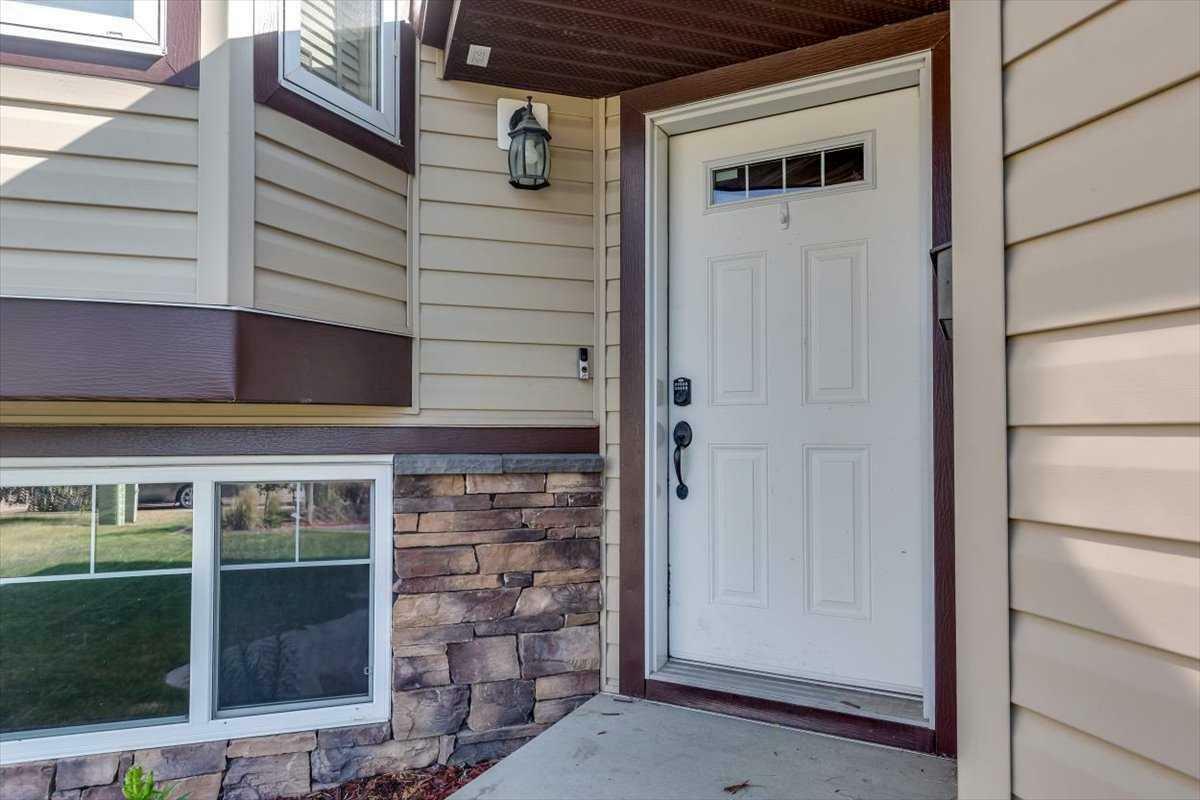 Property Photo: 109 Churchill Place AB T4M 0B7