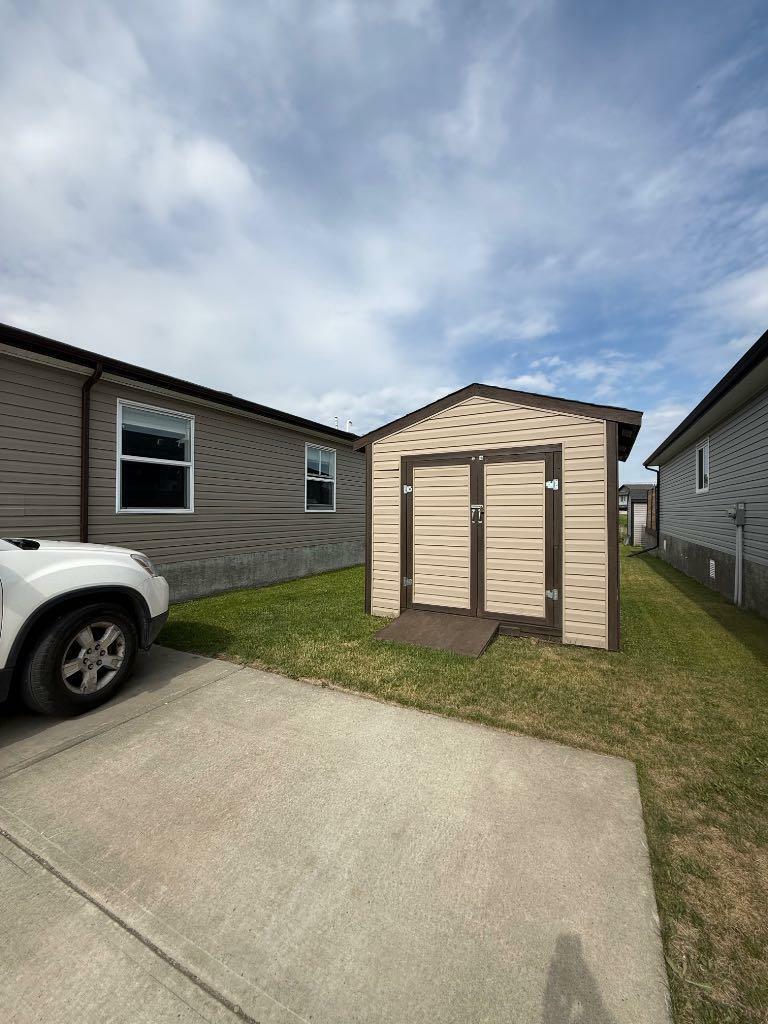 Property Photo:  6 Edgewater Crescent  AB T7S 0E1 