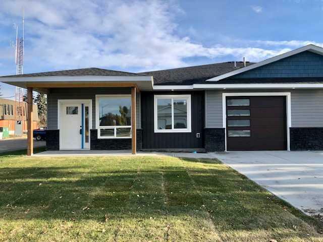 Property Photo: 4738 49A Avenue #2 AB T4L 1N4