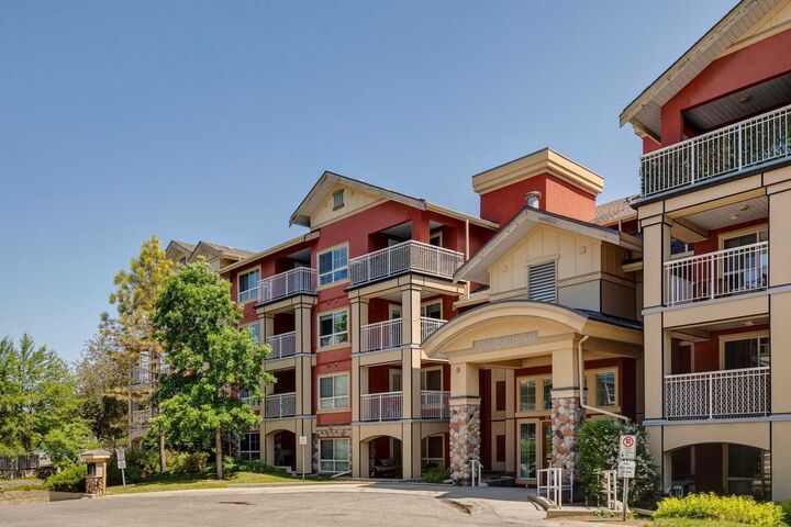 22 Richard Place SW 433  Calgary AB T3E 7N6 photo