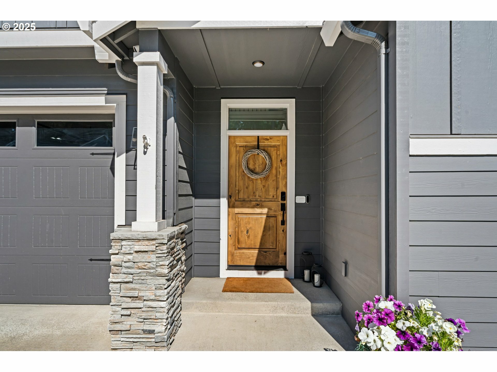 Property Photo: 2711 SE 18th Ave WA 98604