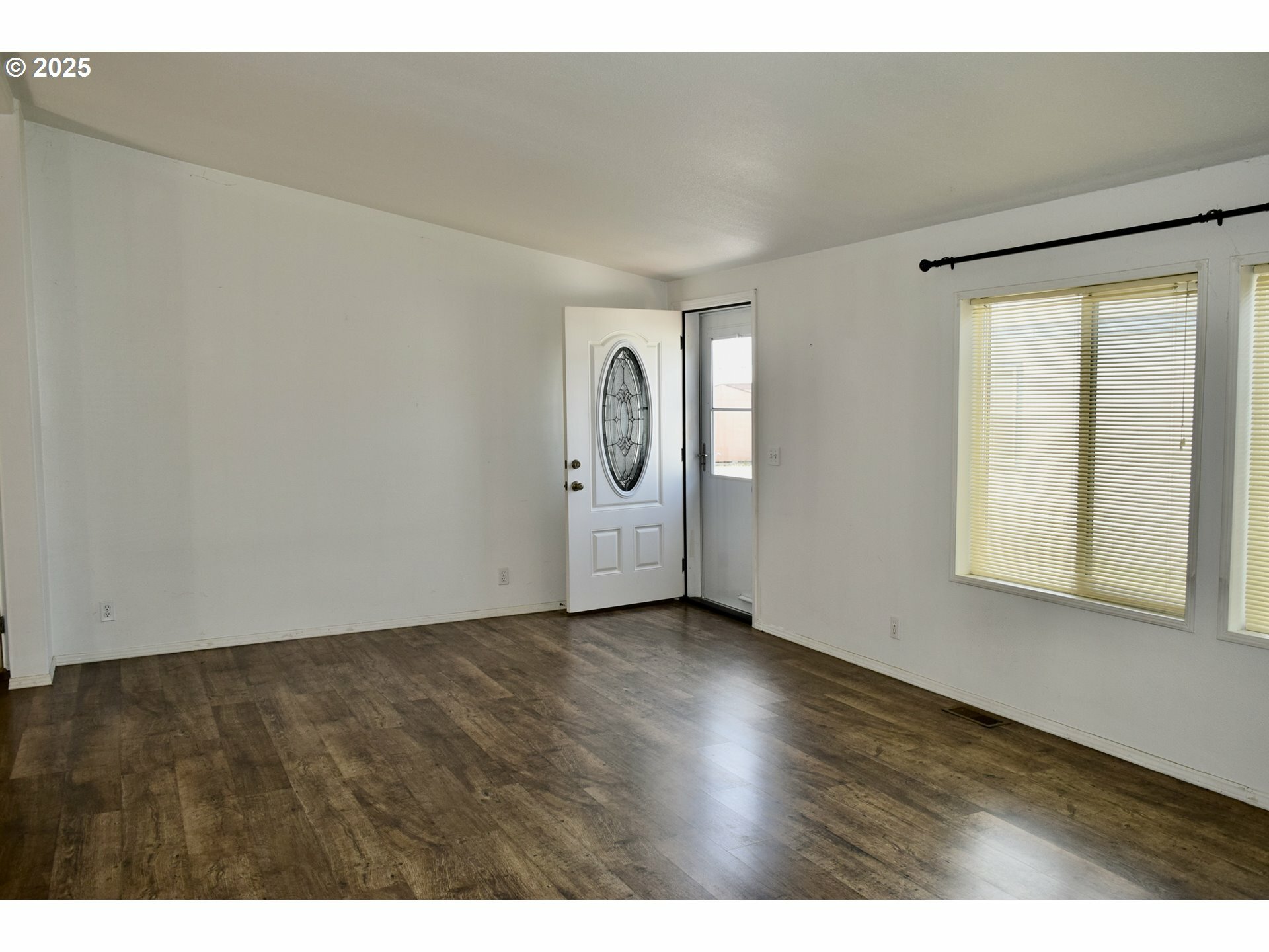Property Photo: 94120 Strahan St 47 OR 97444