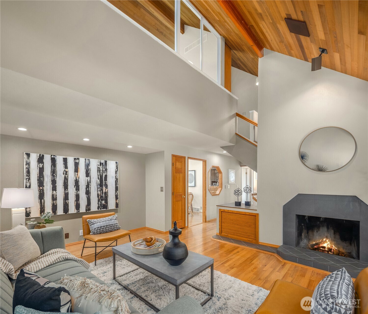 Property Photo: 4142 52nd Avenue SW WA 98116