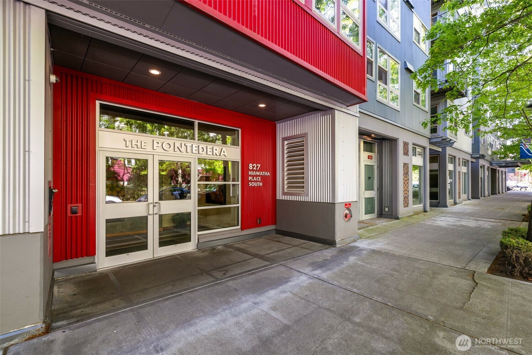 827  Hiawatha Place S 515  Seattle WA 98144 photo