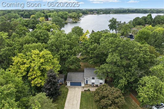 Property Photo: 4405 Lamson Drive MI 48329
