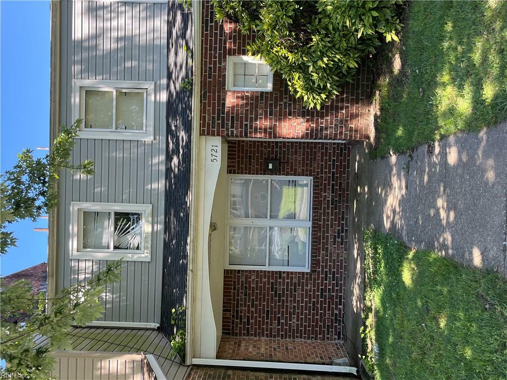 Property Photo: 5721 E Hastings Arch VA 23462