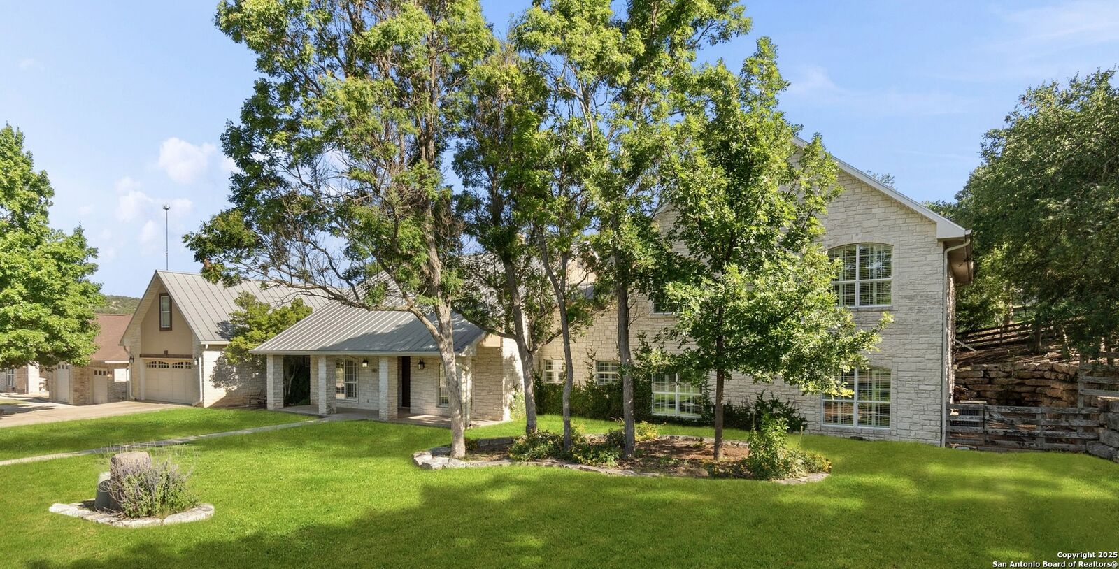 Property Photo:  1031 Bluebell Road  TX 78028 