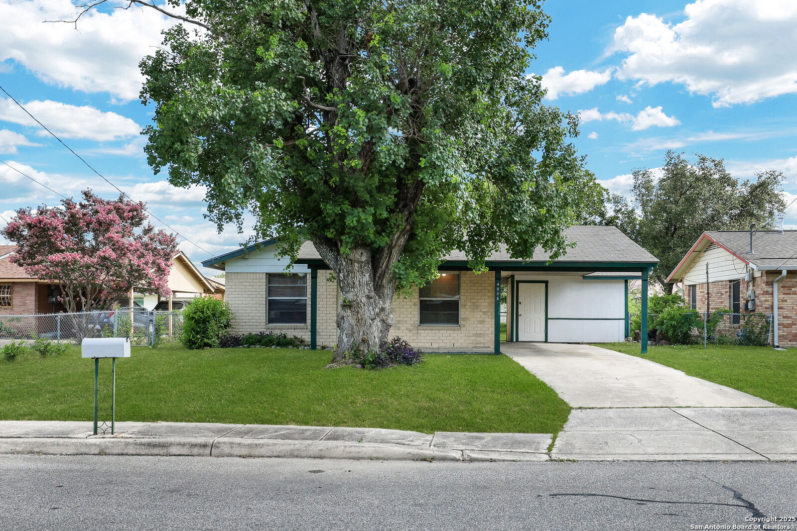 Property Photo:  4806 Luz Ave  TX 78237 