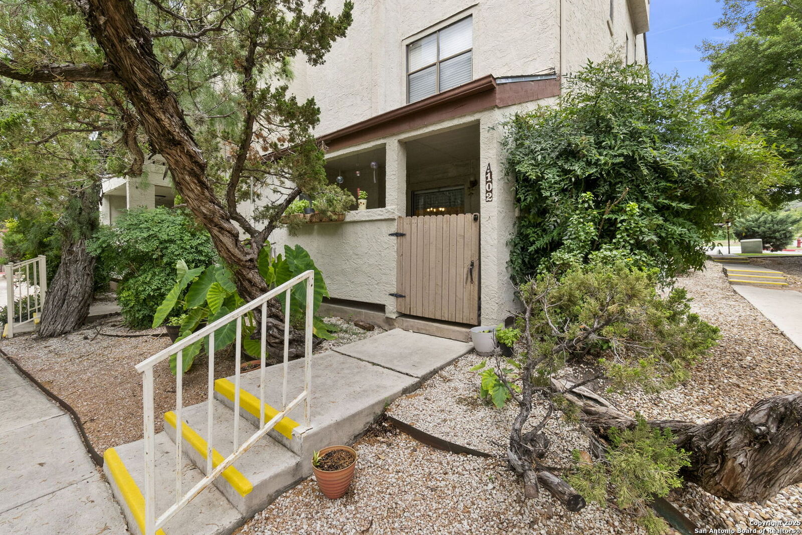 Property Photo: 5322 Medical A102 TX 78240