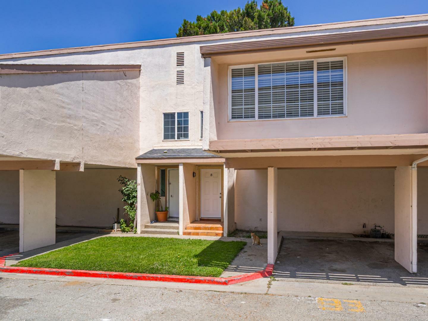 Property Photo: 914 Acosta Plaza 83 CA 93905