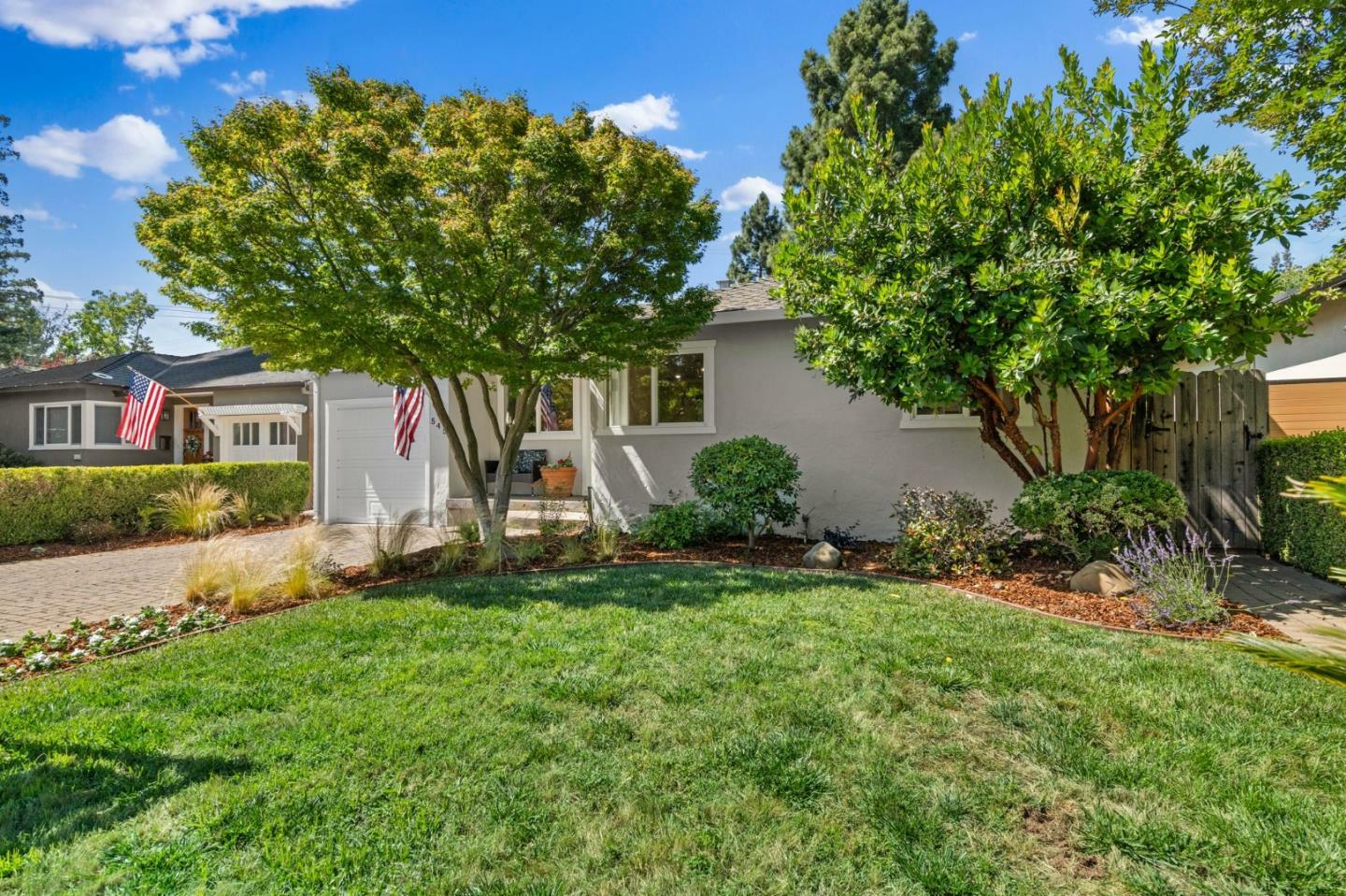 Property Photo:  545 Fairmont Avenue  CA 94041 