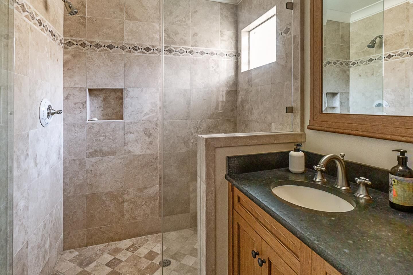 Property Photo: 587 Sequoia Avenue CA 94061