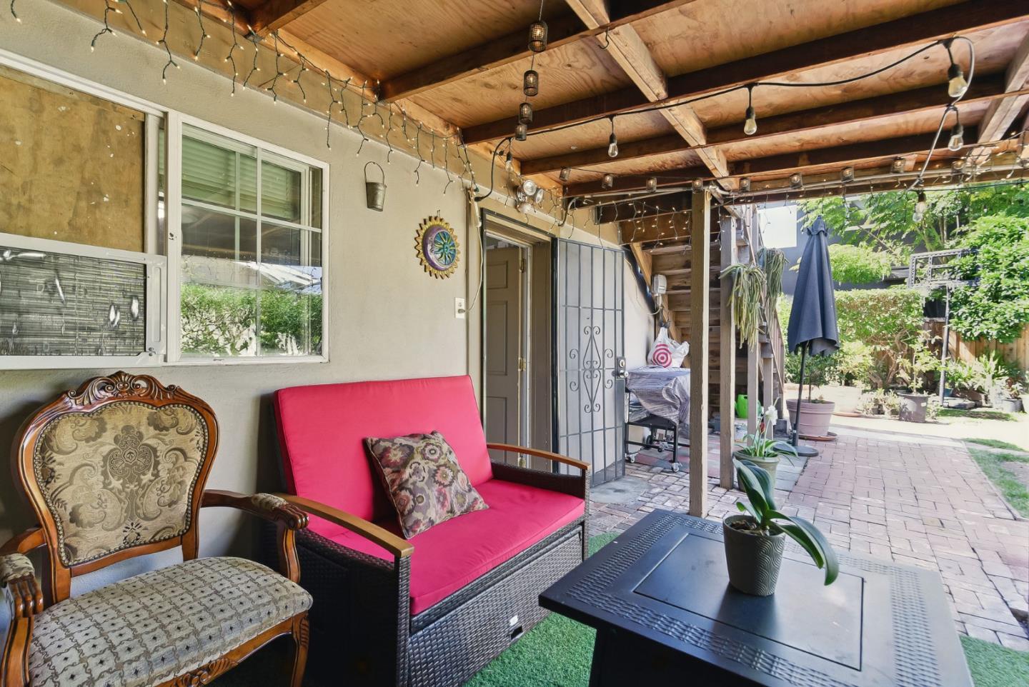 Property Photo: 109 Dumbarton Avenue CA 94063