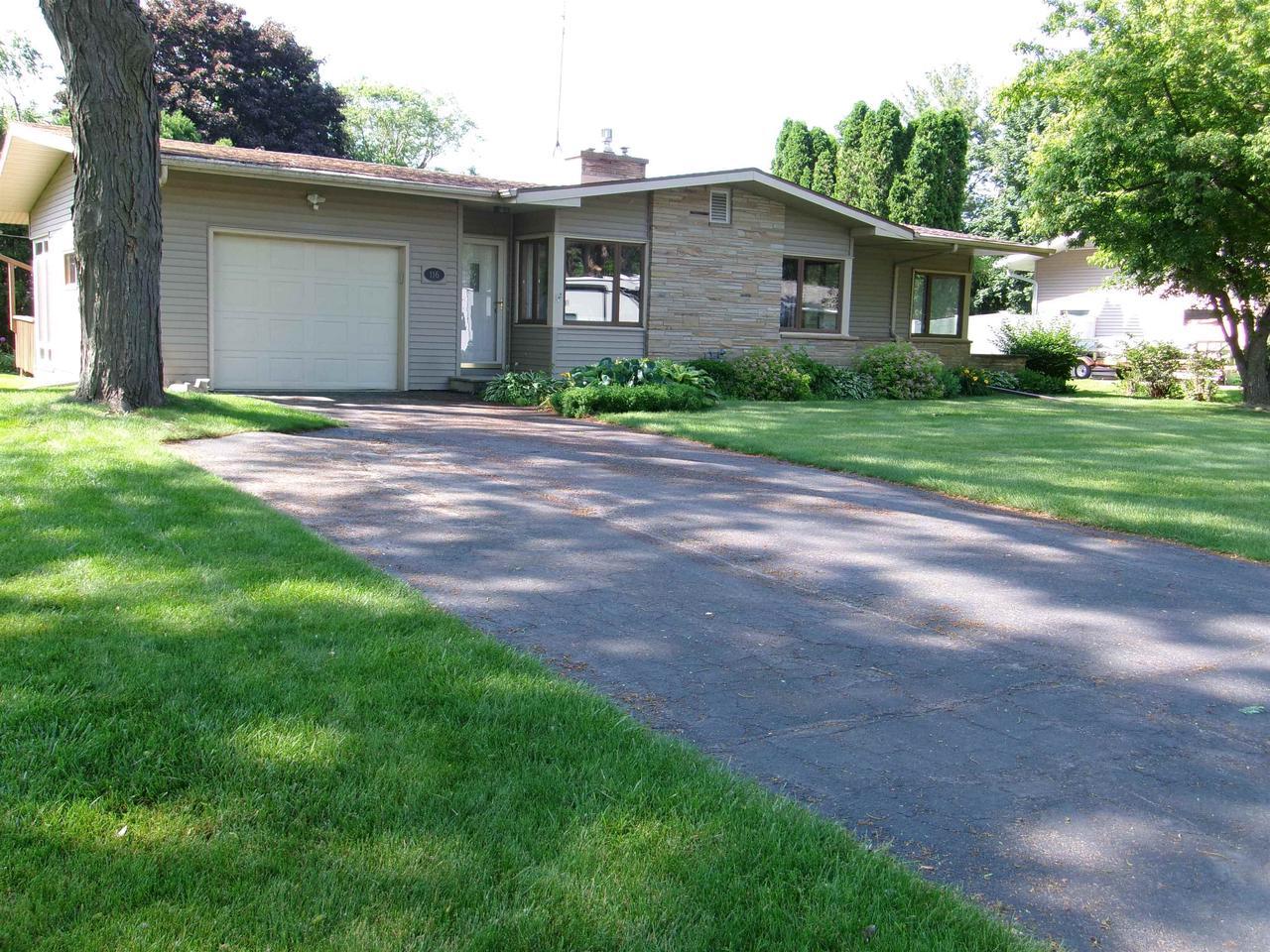 Property Photo: 116 Mohawk Drive WI 53916