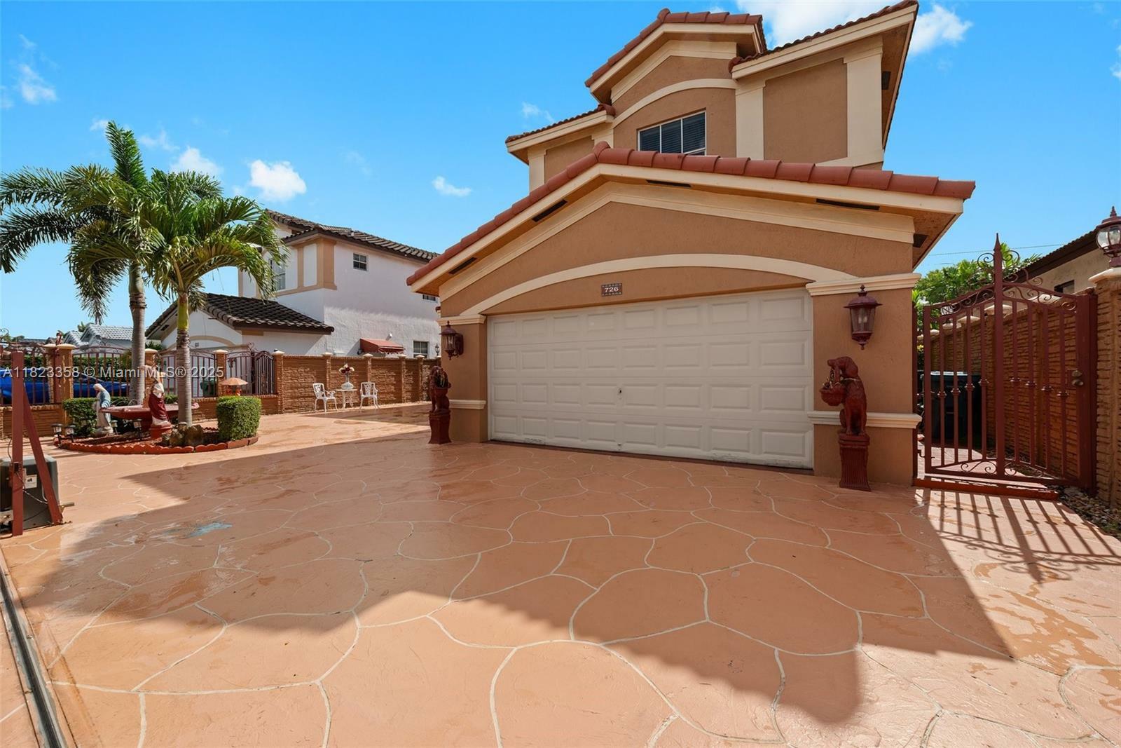 Property Photo: 726 NW 136th Ave FL 33182