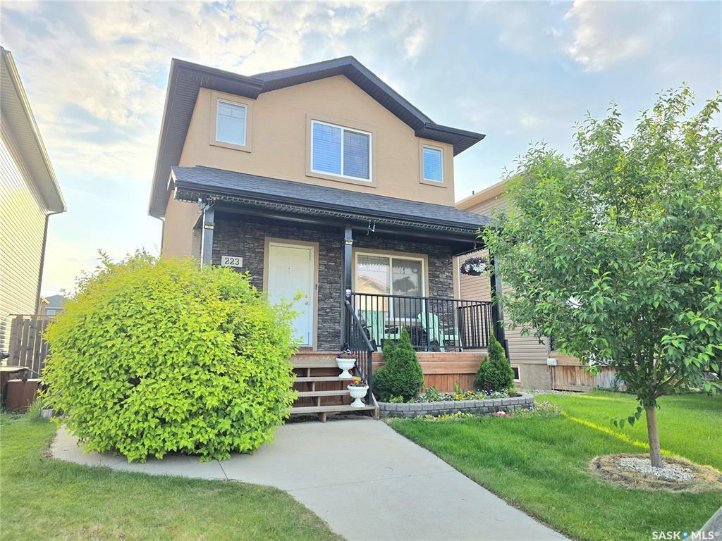 223 Klassen Crescent  Saskatoon SK S7R 0G1 photo