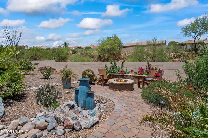 Property Photo: 63822 E Squash Blossom Lane AZ 85739