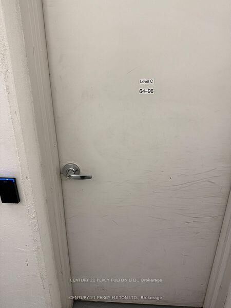 Property Photo:  2221 Yonge Street C-68  ON M4S 0B8 