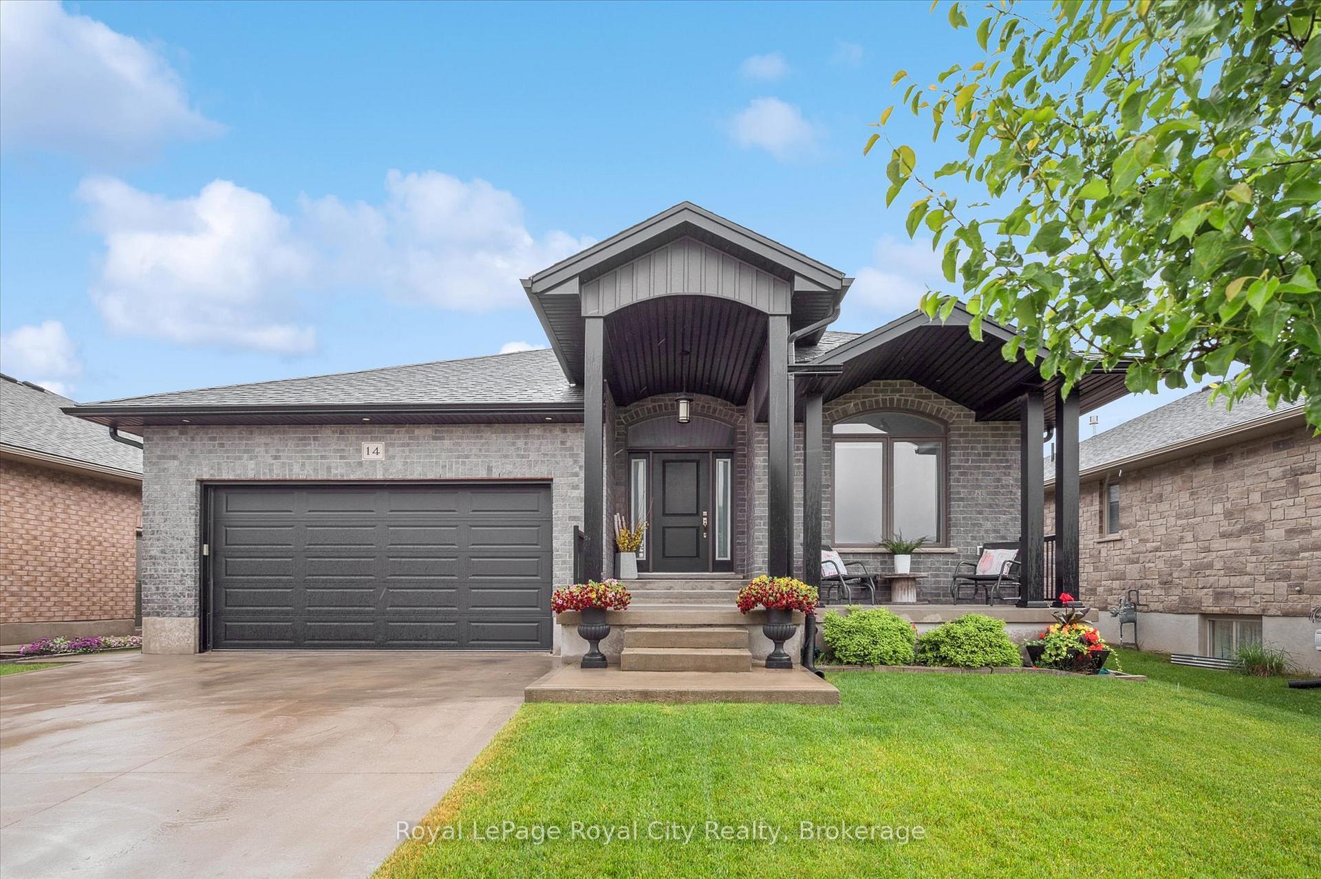Property Photo: 14 Howard Crescent ON N1M 0E9