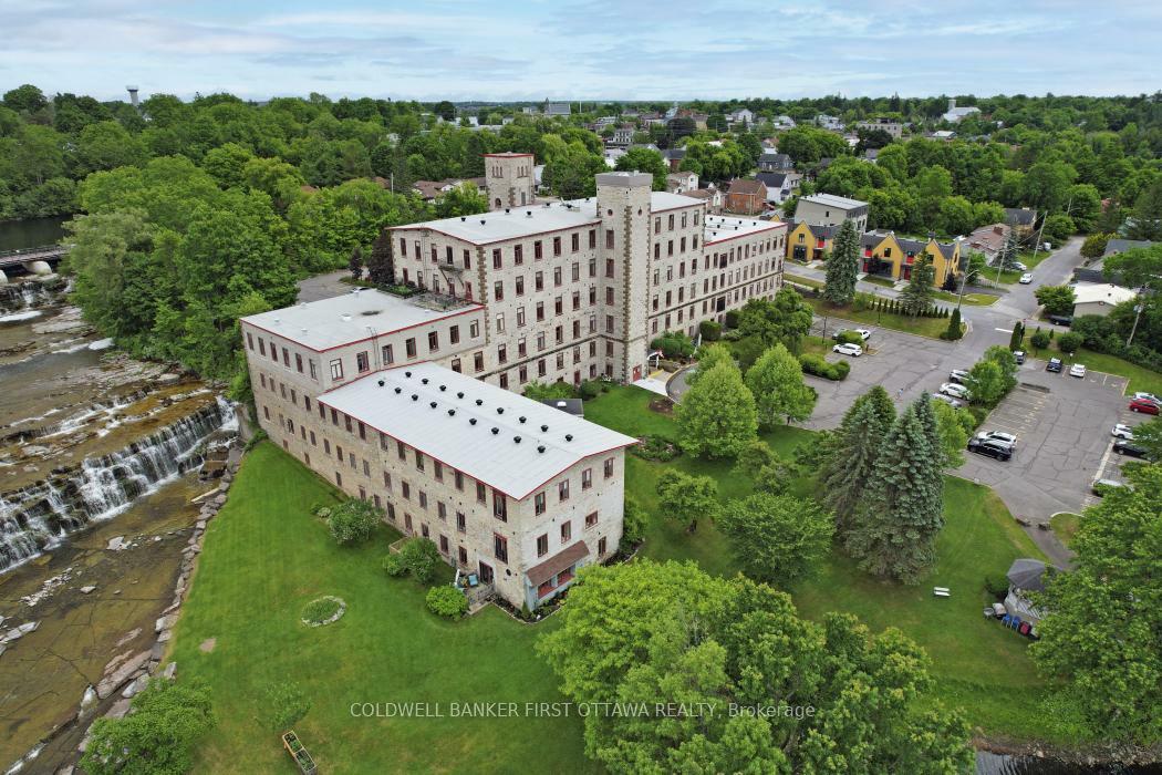Property Photo: 1 Rosamond Street 109 ON K0A 1A0